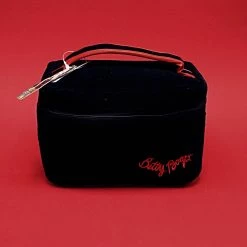 Betty Boop Kleine Kosmetiktasche -Pokemon Shop BBBadetascheVorne